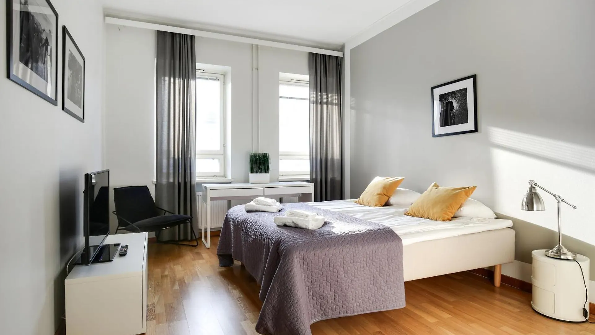 Kotimaailma Apartments Kamppi - 3Br In The Center With Key Code Ελσίνκι